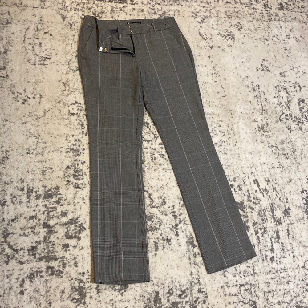 NY&C size 10 tall